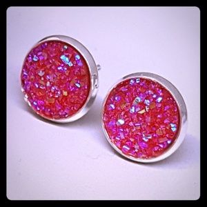 2 for $20 💖 Hot pink druzy style studs